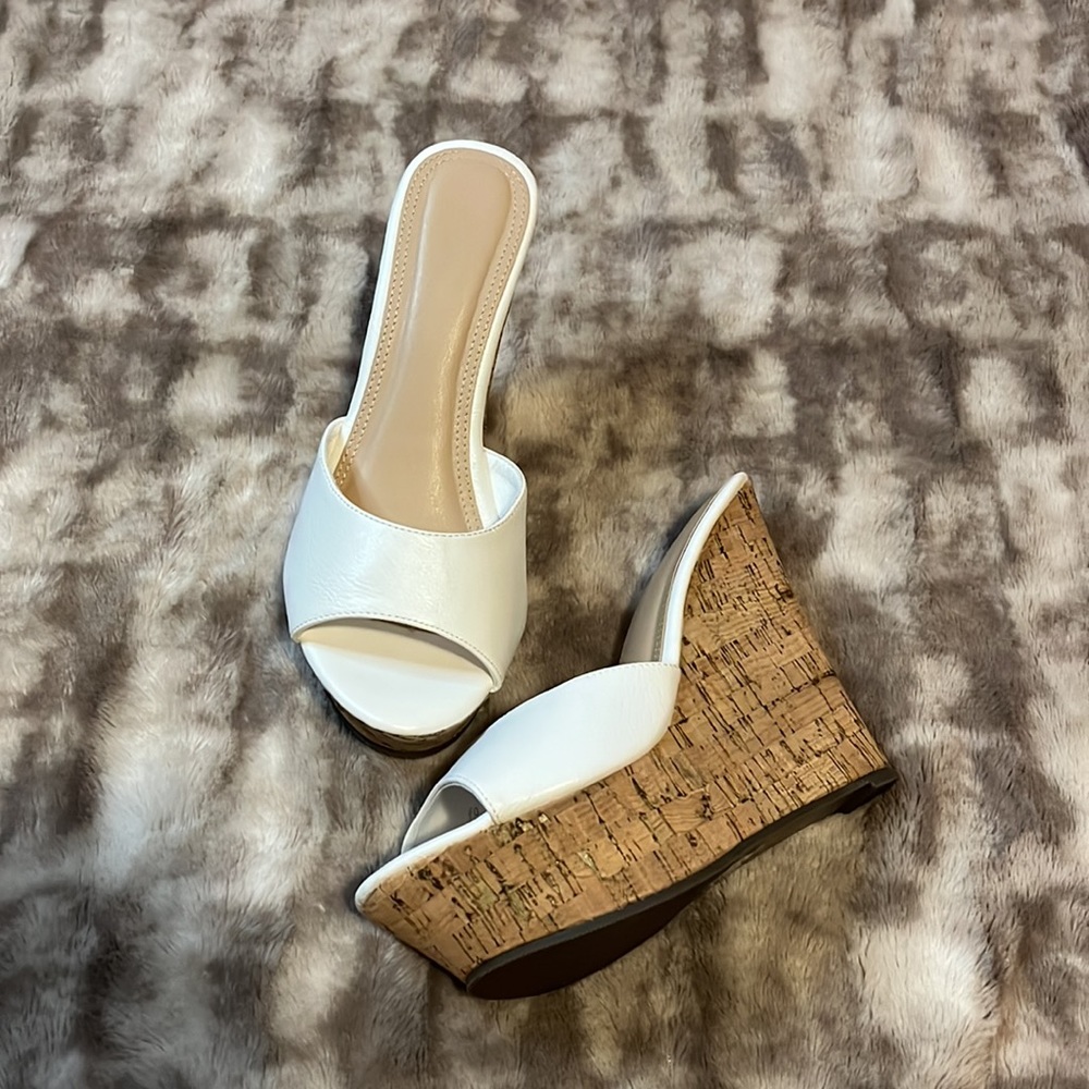 🫧Fashion Focus Womens Ardo-42 Popular Wedge Sandal🫧 Size 6.5🫧